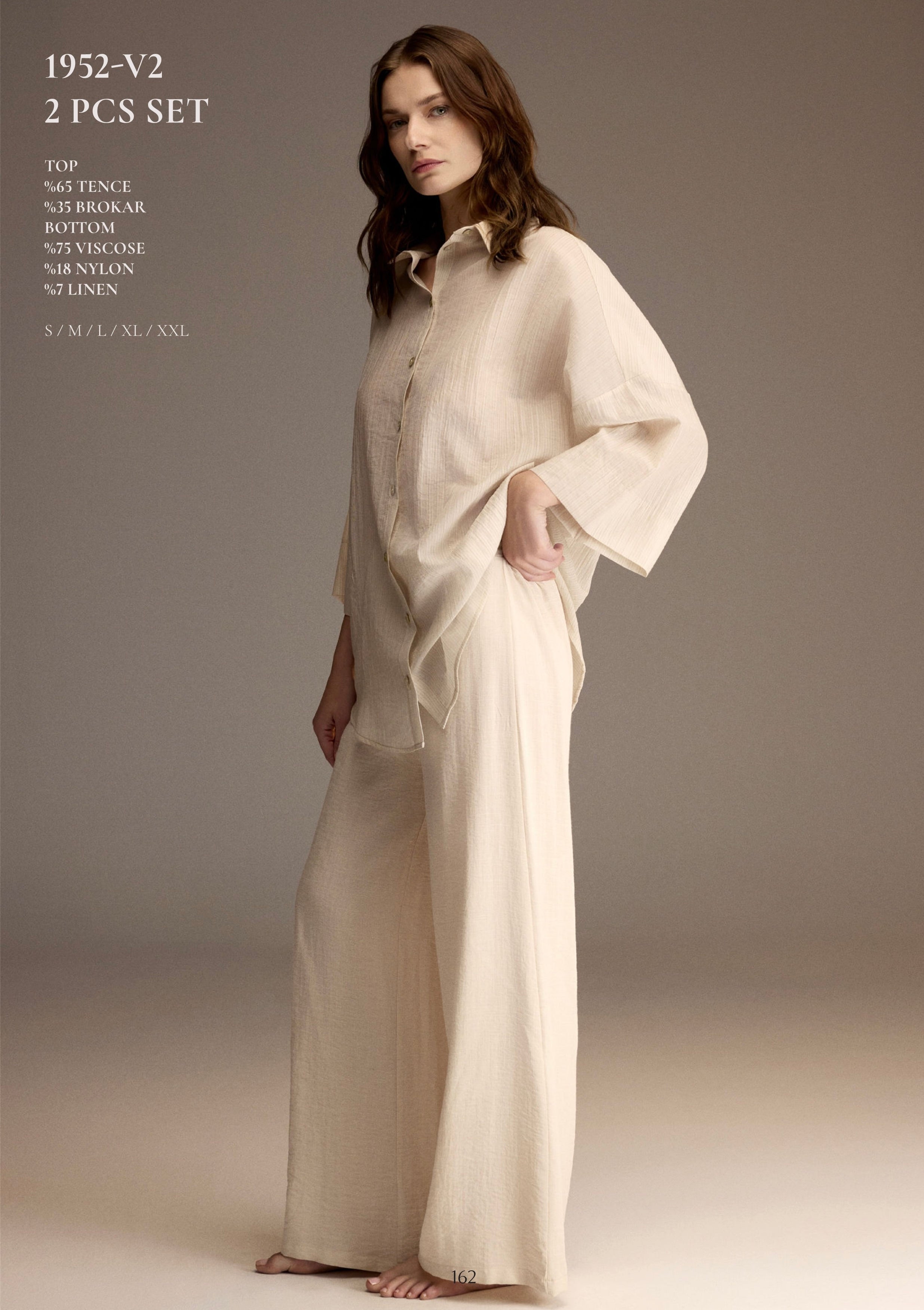 Ivory Linen Muse Shirt Set . 1952-2